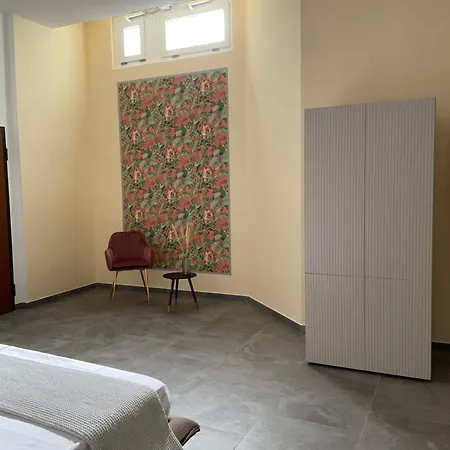 Casa Viola, Intero Nel Centro Storico Апартаменты